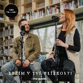Lezim v tve blizkosti featuring Debbi